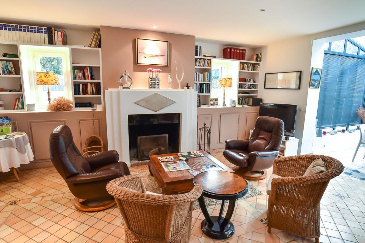 Le Jardin Des Roches Bed & Breakfast Moigny Luaran gambar