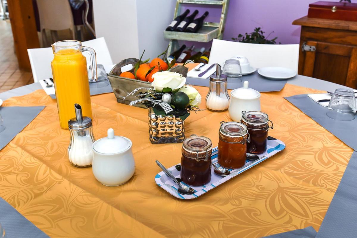 Le Jardin Des Roches Bed & Breakfast Moigny Luaran gambar